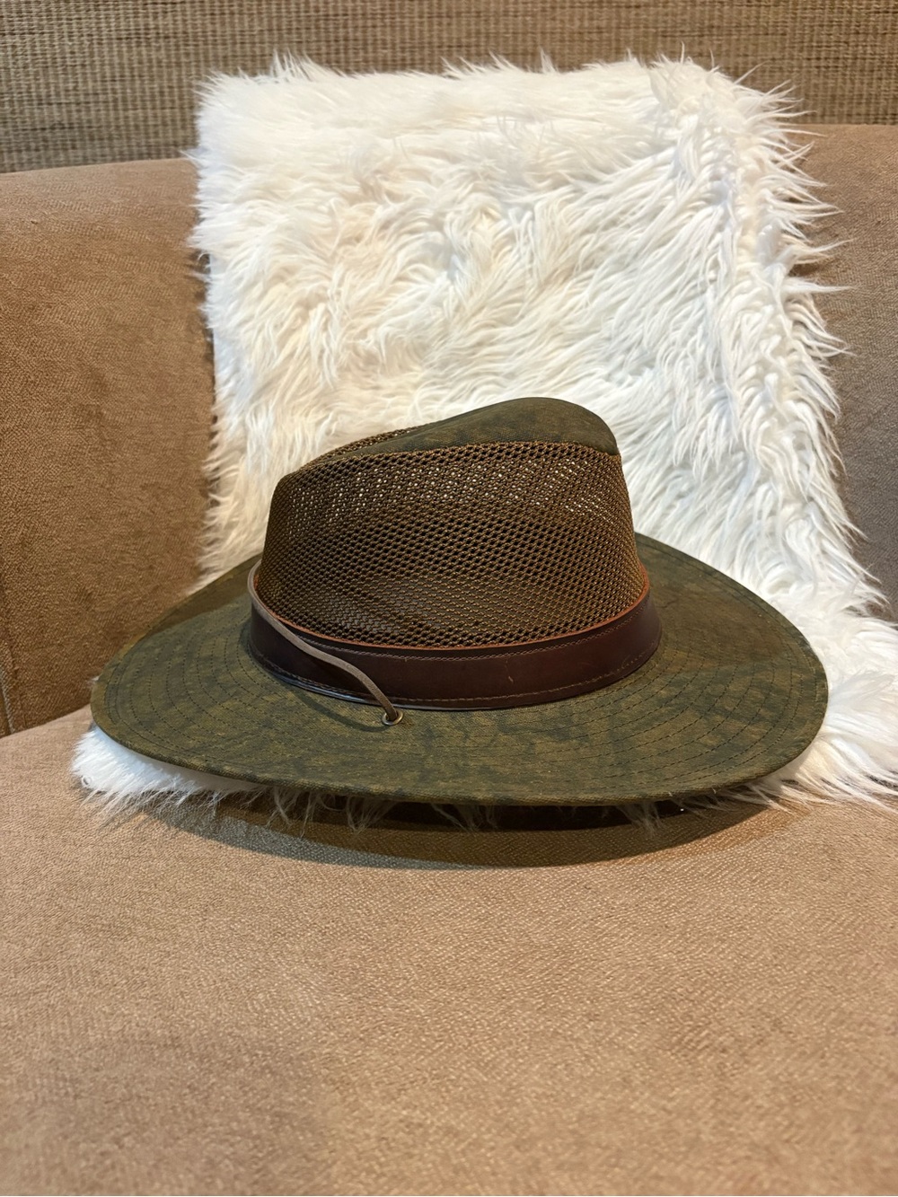 Men's Outdoors Mesh Crown Fedora Hat - Olive Green